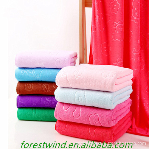 Towel with sizes 20 x 150cm, 40 x140cm, 80 x150cm, Weight 400 GMS Mix Colors
